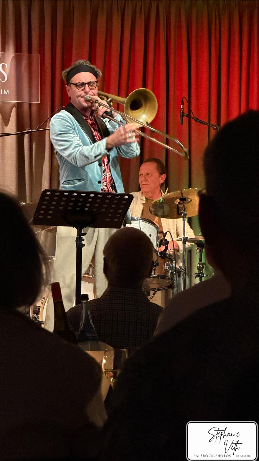Photo — Jambo Trio European Tour — 04 — Mannheim — Ella & Louis — IMG 20260505 WA0011