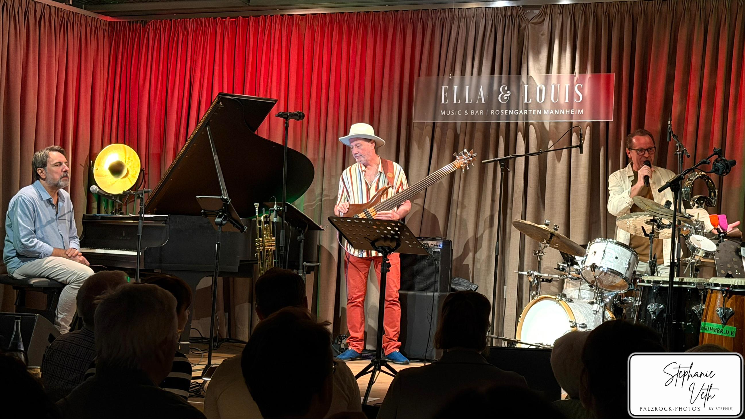 Photo — Jambo Trio European Tour — 04 — Mannheim — Ella & Louis — IMG 20260505 WA0034