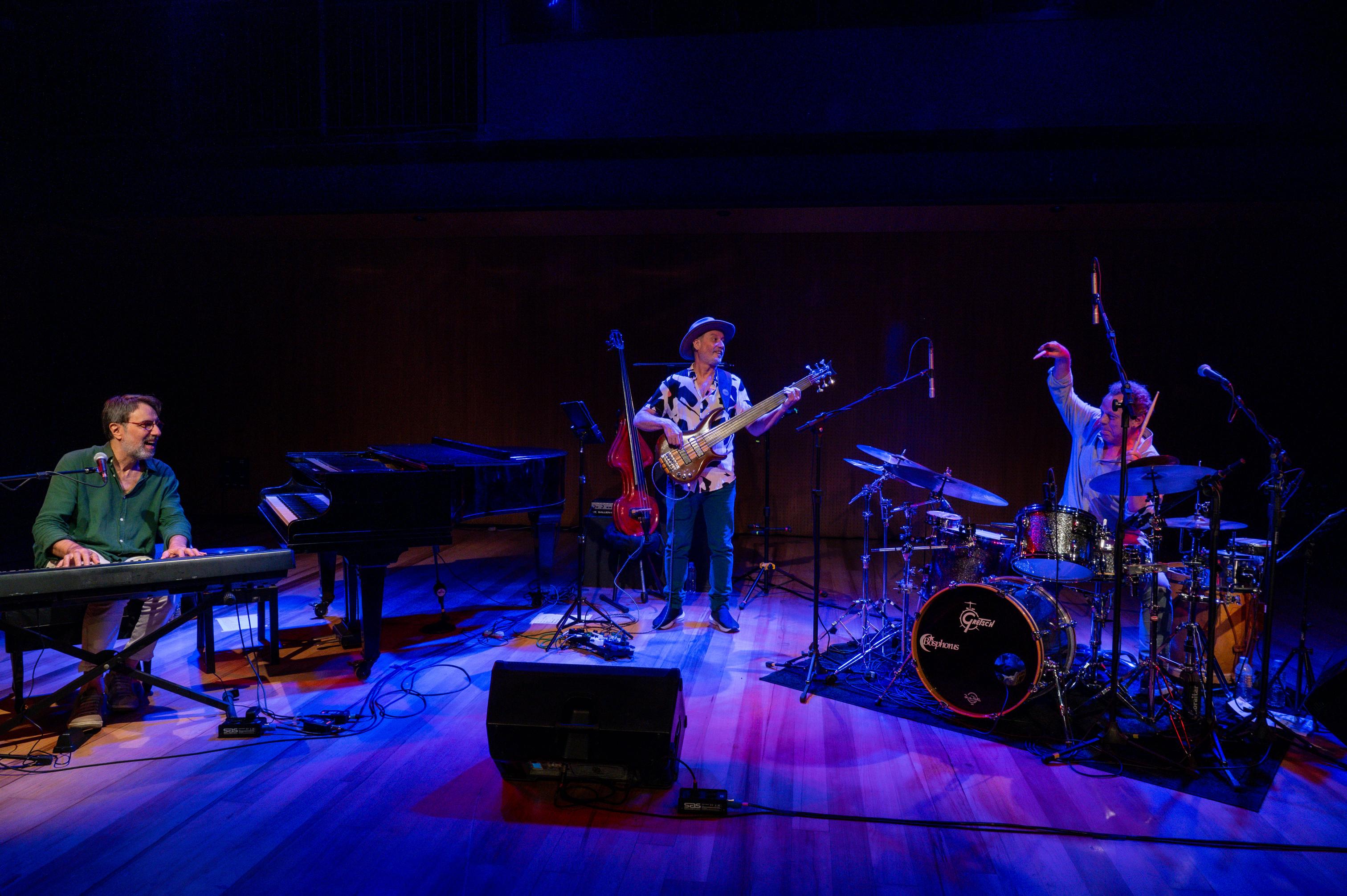 Jambo Trio e Mike del Ferro - @zecarlosdeandrade 0686